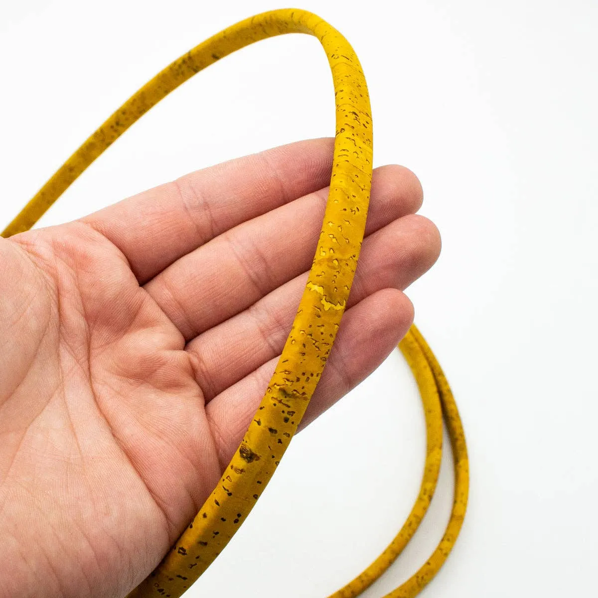 10x5mm yellow Licorice Cork Cord Leather Portuguese cork COR-343