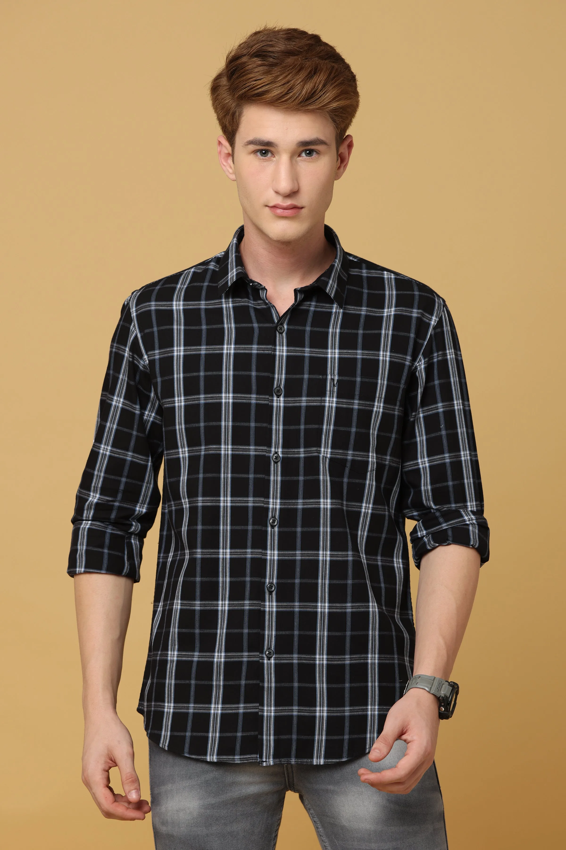 IVYN Black with white check shirt