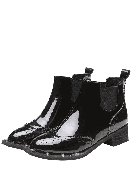 Pretty Rivet Wingtip Ankle Boots